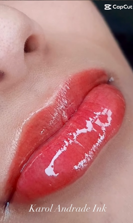 Micro labial